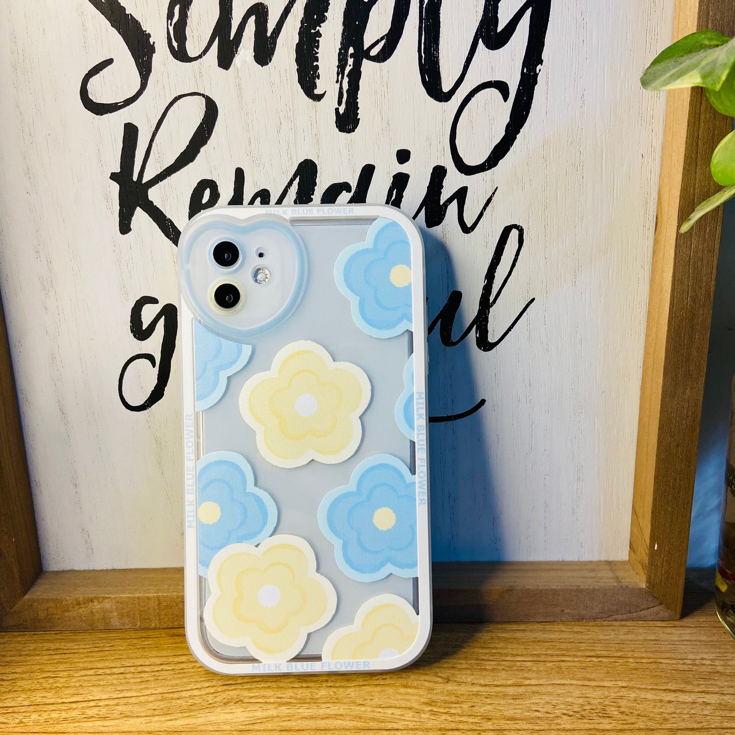 Floral Pattern Translucent Case With Camera Protection